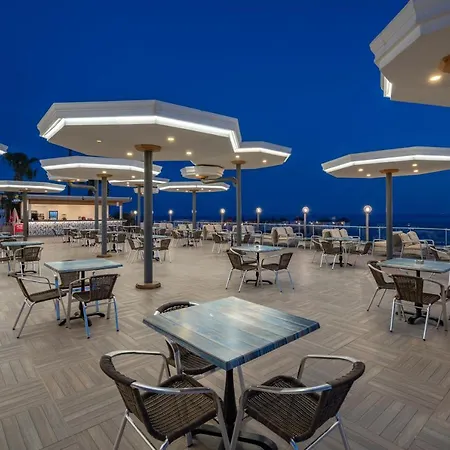 Hotel Aria & Ultra Konaklı