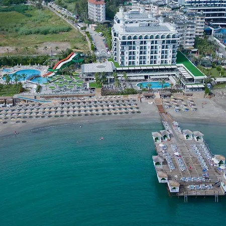 Aria & Ultra Hotel Konaklı